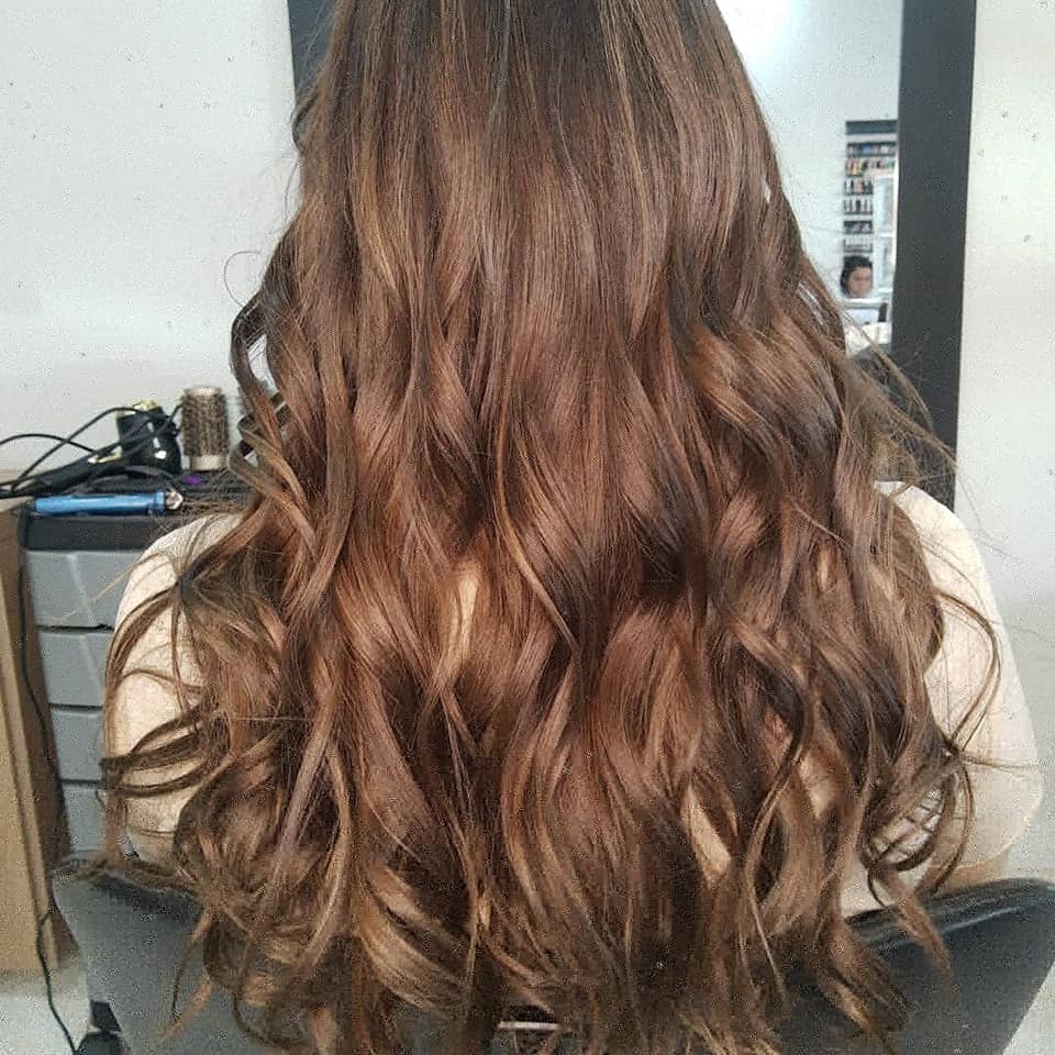 Coloração e Mechas Fabiana Hair