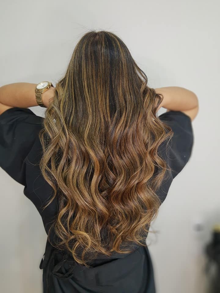 Coloração e Mechas Fabiana Hair