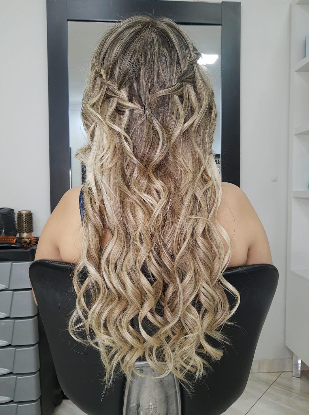 Coloração e Mechas Fabiana Hair