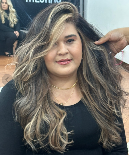 Coloração e Mechas Fabiana Hair