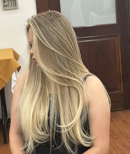 Coloração e Mechas Fabiana Hair
