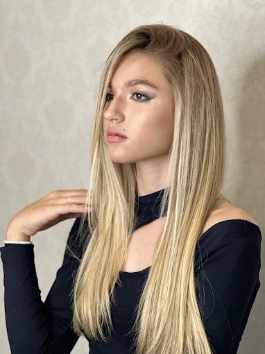 Coloração e Mechas Fabiana Hair